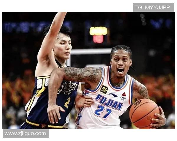 2009年CBA季后赛广东队对阵福建队精彩回顾与赛场瞬间分析