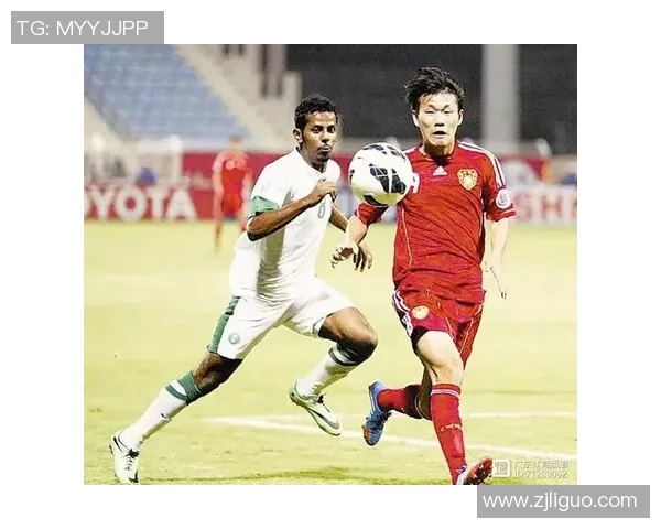 酒吧篮球明星因摸臀部事件引发热议社交媒体上争议不断